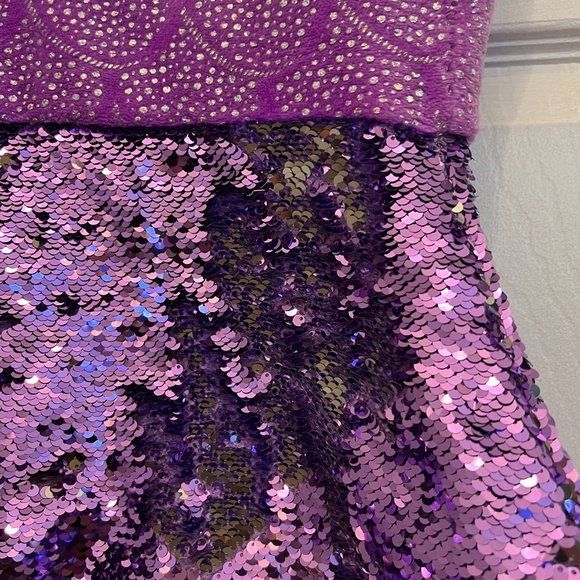 Mermaid tale blanket with sequined tail - Picture 4 of 11